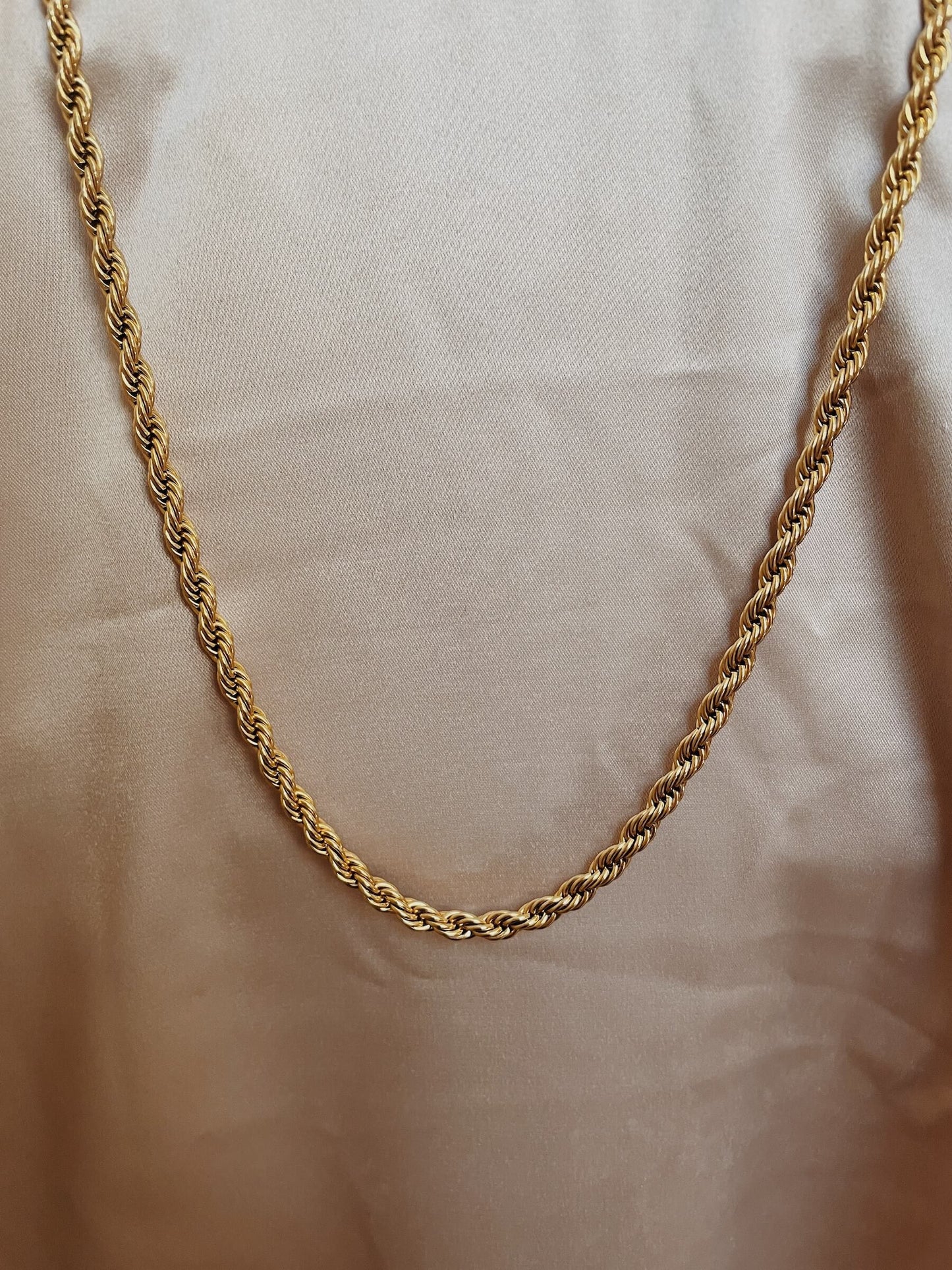 Horizon Necklace