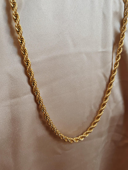 Horizon Necklace